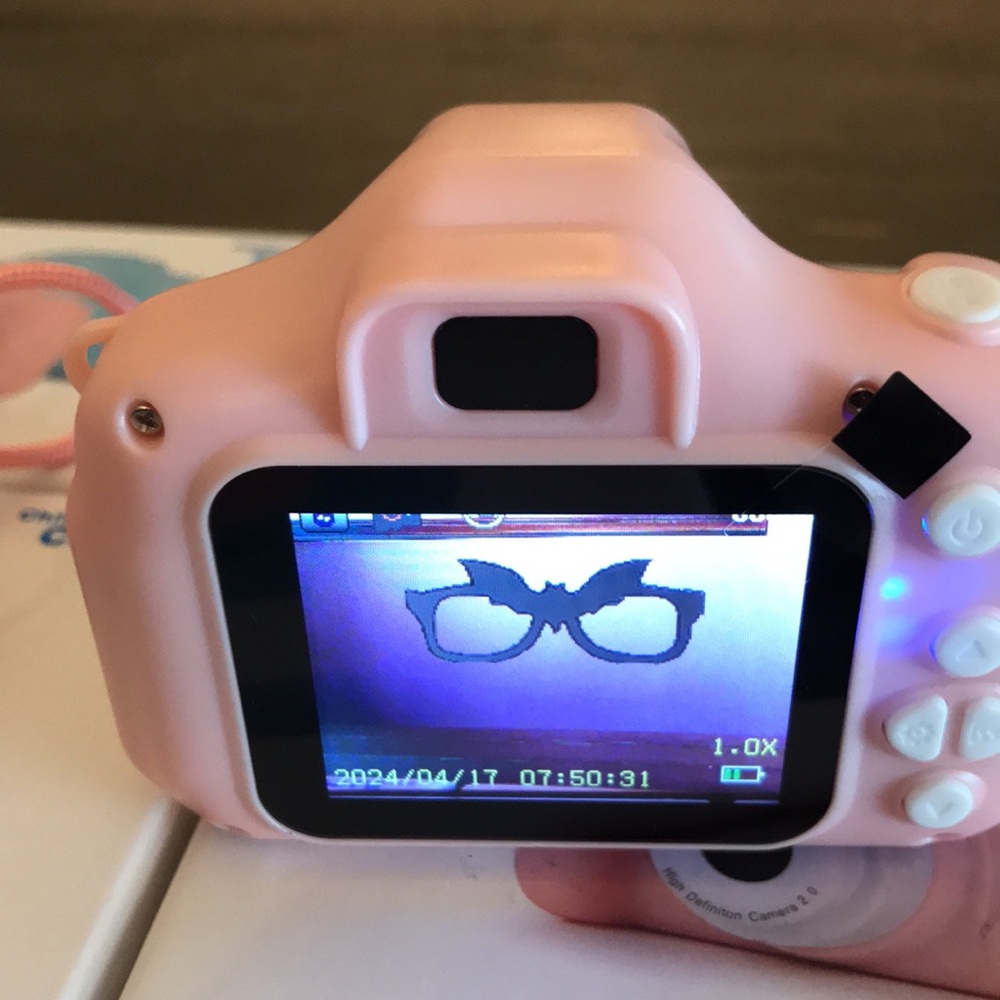 Bundle child’s digital camera 5 included with listing pink fun party idea - Picture 7 of 8